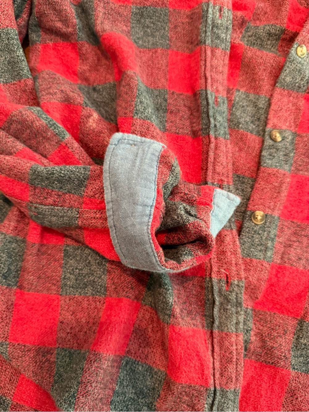American Eagle Outfitters Red and Gray Plaid Button-Down Shirt - Picture 3 of 4
